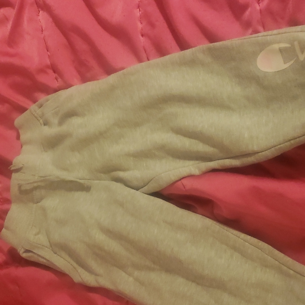 Girls Gray Champion sweatpants